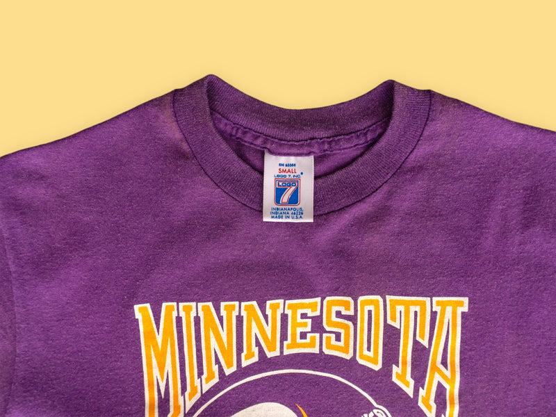 Vintage Minnesota Vikings T-Shirt